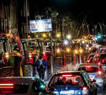 BERG NEWS Bauernprotest MS 001 360x320