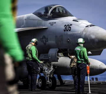 BERG NEWS Flugzeugtraeger 001 360x320