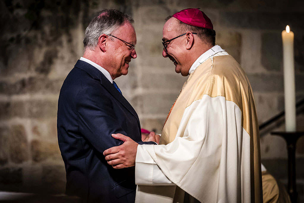 Urheberrechtlich geschuetzte Aufnahmen. Jede Verwendung ist honorarpflichtig und muss beim Urheber angezeigt werden!  [CREDIT: Lars Berg / WWW.LARSBERG.EU - Lars Berg, Von der Tinnenstrasse 13, 48145 Muenster, Germany, mobile +49 179 1379630, Bank: Commerzbank Mnster, IBAN: DE09 4008 0040 0600 9372 00 BIC: DRES DE FF 400, Finanzamt Muenster-Innenstadt, Steuernummer 337/5017/1774, USt-IdNr. DE247738150 - Verwendung nur gegen Namensnennung, Beleg und Honorar entsprechend aktueller MFMPreisliste zzgl. 7 Prozent MwSt - Bei der Verwendung ausserhalb journalistischer Berichterstattung (z.B. Werbung etc.) bitte vorher mit dem Autor Kontakt aufnehmen. Es wird grundsaetzlich keine Einholung von Persoenlichkeits-, Kunst- oder Markenrechten zugesichert, es sei denn, dies ist hier in der Bildbeschriftung ausdruecklich vermerkt. Die Einholung dieser Rechte obliegt dem Nutzer. Es gelten die unter WWW.LARSBERG.EU aufgefuehrten AGB. - NO MODEL RELEASE - ]