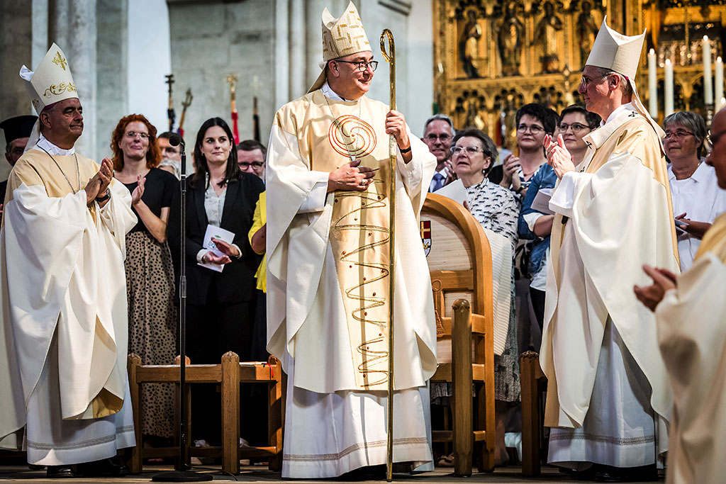 Urheberrechtlich geschuetzte Aufnahmen. Jede Verwendung ist honorarpflichtig und muss beim Urheber angezeigt werden!  [CREDIT: Lars Berg / WWW.LARSBERG.EU - Lars Berg, Von der Tinnenstrasse 13, 48145 Muenster, Germany, mobile +49 179 1379630, Bank: Commerzbank Mnster, IBAN: DE09 4008 0040 0600 9372 00 BIC: DRES DE FF 400, Finanzamt Muenster-Innenstadt, Steuernummer 337/5017/1774, USt-IdNr. DE247738150 - Verwendung nur gegen Namensnennung, Beleg und Honorar entsprechend aktueller MFMPreisliste zzgl. 7 Prozent MwSt - Bei der Verwendung ausserhalb journalistischer Berichterstattung (z.B. Werbung etc.) bitte vorher mit dem Autor Kontakt aufnehmen. Es wird grundsaetzlich keine Einholung von Persoenlichkeits-, Kunst- oder Markenrechten zugesichert, es sei denn, dies ist hier in der Bildbeschriftung ausdruecklich vermerkt. Die Einholung dieser Rechte obliegt dem Nutzer. Es gelten die unter WWW.LARSBERG.EU aufgefuehrten AGB. - NO MODEL RELEASE - ]