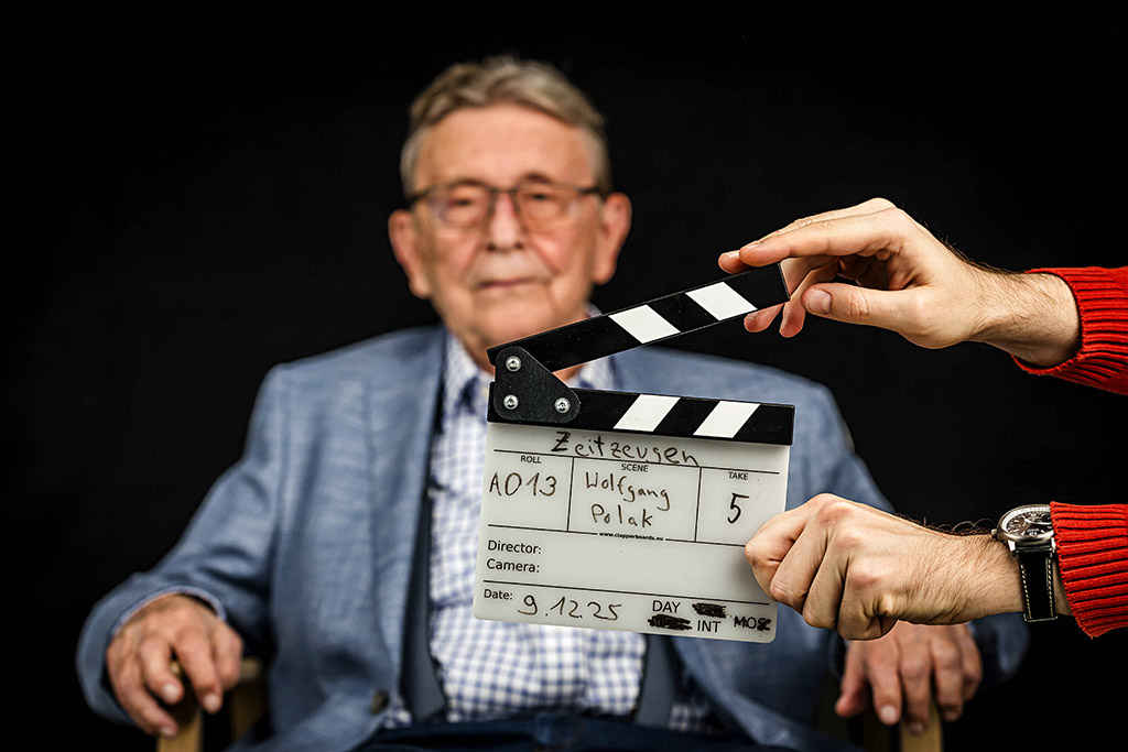 Urheberrechtlich geschuetzte Aufnahmen. Jede Verwendung ist honorarpflichtig und muss beim Urheber angezeigt werden!  [CREDIT: Lars Berg / WWW.LARSBERG.EU - Lars Berg, Von der Tinnenstrasse 13, 48145 Muenster, Germany, mobile +49 179 1379630, Bank: Commerzbank Mnster, IBAN: DE09 4008 0040 0600 9372 00 BIC: DRES DE FF 400, Finanzamt Muenster-Innenstadt, Steuernummer 337/5017/1774, USt-IdNr. DE247738150 - Verwendung nur gegen Namensnennung, Beleg und Honorar entsprechend aktueller MFMPreisliste zzgl. 7 Prozent MwSt - Bei der Verwendung ausserhalb journalistischer Berichterstattung (z.B. Werbung etc.) bitte vorher mit dem Autor Kontakt aufnehmen. Es wird grundsaetzlich keine Einholung von Persoenlichkeits-, Kunst- oder Markenrechten zugesichert, es sei denn, dies ist hier in der Bildbeschriftung ausdruecklich vermerkt. Die Einholung dieser Rechte obliegt dem Nutzer. Es gelten die unter WWW.LARSBERG.EU aufgefuehrten AGB. - NO MODEL RELEASE - ]