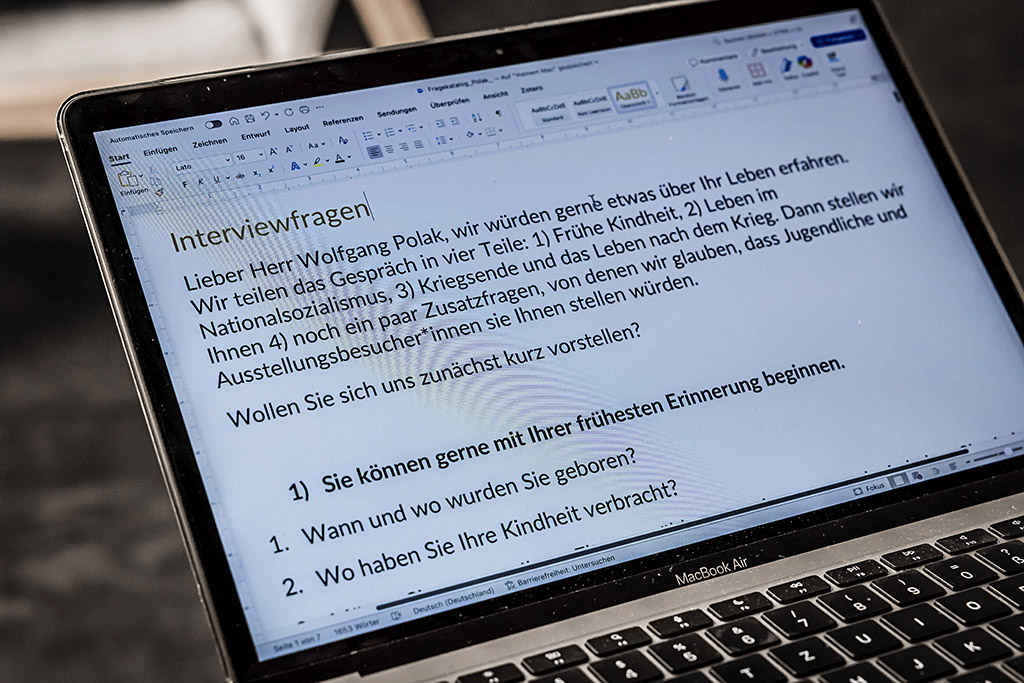 Urheberrechtlich geschuetzte Aufnahmen. Jede Verwendung ist honorarpflichtig und muss beim Urheber angezeigt werden!  [CREDIT: Lars Berg / WWW.LARSBERG.EU - Lars Berg, Von der Tinnenstrasse 13, 48145 Muenster, Germany, mobile +49 179 1379630, Bank: Commerzbank Mnster, IBAN: DE09 4008 0040 0600 9372 00 BIC: DRES DE FF 400, Finanzamt Muenster-Innenstadt, Steuernummer 337/5017/1774, USt-IdNr. DE247738150 - Verwendung nur gegen Namensnennung, Beleg und Honorar entsprechend aktueller MFMPreisliste zzgl. 7 Prozent MwSt - Bei der Verwendung ausserhalb journalistischer Berichterstattung (z.B. Werbung etc.) bitte vorher mit dem Autor Kontakt aufnehmen. Es wird grundsaetzlich keine Einholung von Persoenlichkeits-, Kunst- oder Markenrechten zugesichert, es sei denn, dies ist hier in der Bildbeschriftung ausdruecklich vermerkt. Die Einholung dieser Rechte obliegt dem Nutzer. Es gelten die unter WWW.LARSBERG.EU aufgefuehrten AGB. - NO MODEL RELEASE - ]