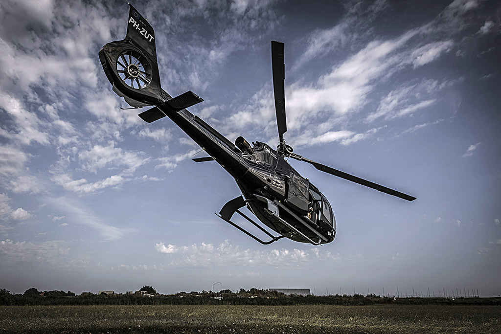 Urheberrechtlich geschuetzte Aufnahmen. Jede Verwendung ist honorarpflichtig und muss beim Urheber angezeigt werden!  [CREDIT: Lars Berg / WWW.LARSBERG.EU - Lars Berg, Von der Tinnenstrasse 13, 48145 Muenster, Germany, mobile +49 179 1379630, Bank: Commerzbank Mnster, IBAN: DE09 4008 0040 0600 9372 00 BIC: DRES DE FF 400, Finanzamt Muenster-Innenstadt, Steuernummer 337/5017/1774, USt-IdNr. DE247738150 - Verwendung nur gegen Namensnennung, Beleg und Honorar entsprechend aktueller MFMPreisliste zzgl. 7 Prozent MwSt - Bei der Verwendung ausserhalb journalistischer Berichterstattung (z.B. Werbung etc.) bitte vorher mit dem Autor Kontakt aufnehmen. Es wird grundsaetzlich keine Einholung von Persoenlichkeits-, Kunst- oder Markenrechten zugesichert, es sei denn, dies ist hier in der Bildbeschriftung ausdruecklich vermerkt. Die Einholung dieser Rechte obliegt dem Nutzer. Es gelten die unter WWW.LARSBERG.EU aufgefuehrten AGB. - NO MODEL RELEASE - ]