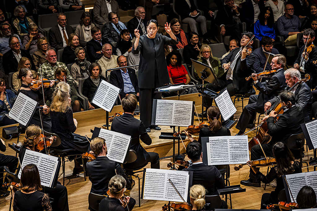 Urheberrechtlich geschuetzte Aufnahmen. Jede Verwendung ist honorarpflichtig und muss beim Urheber angezeigt werden!  [CREDIT: Lars Berg / WWW.LARSBERG.EU - Lars Berg, Von der Tinnenstrasse 13, 48145 Muenster, Germany, mobile +49 179 1379630, Bank: Commerzbank Mnster, IBAN: DE09 4008 0040 0600 9372 00 BIC: DRES DE FF 400, Finanzamt Muenster-Innenstadt, Steuernummer 337/5017/1774, USt-IdNr. DE247738150 - Verwendung nur gegen Namensnennung, Beleg und Honorar entsprechend aktueller MFMPreisliste zzgl. 7 Prozent MwSt - Bei der Verwendung ausserhalb journalistischer Berichterstattung (z.B. Werbung etc.) bitte vorher mit dem Autor Kontakt aufnehmen. Es wird grundsaetzlich keine Einholung von Persoenlichkeits-, Kunst- oder Markenrechten zugesichert, es sei denn, dies ist hier in der Bildbeschriftung ausdruecklich vermerkt. Die Einholung dieser Rechte obliegt dem Nutzer. Es gelten die unter WWW.LARSBERG.EU aufgefuehrten AGB. - NO MODEL RELEASE - ]