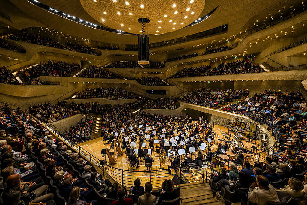 Urheberrechtlich geschuetzte Aufnahmen. Jede Verwendung ist honorarpflichtig und muss beim Urheber angezeigt werden!  [CREDIT: Lars Berg / WWW.LARSBERG.EU - Lars Berg, Von der Tinnenstrasse 13, 48145 Muenster, Germany, mobile +49 179 1379630, Bank: Commerzbank Mnster, IBAN: DE09 4008 0040 0600 9372 00 BIC: DRES DE FF 400, Finanzamt Muenster-Innenstadt, Steuernummer 337/5017/1774, USt-IdNr. DE247738150 - Verwendung nur gegen Namensnennung, Beleg und Honorar entsprechend aktueller MFMPreisliste zzgl. 7 Prozent MwSt - Bei der Verwendung ausserhalb journalistischer Berichterstattung (z.B. Werbung etc.) bitte vorher mit dem Autor Kontakt aufnehmen. Es wird grundsaetzlich keine Einholung von Persoenlichkeits-, Kunst- oder Markenrechten zugesichert, es sei denn, dies ist hier in der Bildbeschriftung ausdruecklich vermerkt. Die Einholung dieser Rechte obliegt dem Nutzer. Es gelten die unter WWW.LARSBERG.EU aufgefuehrten AGB. - NO MODEL RELEASE - ]