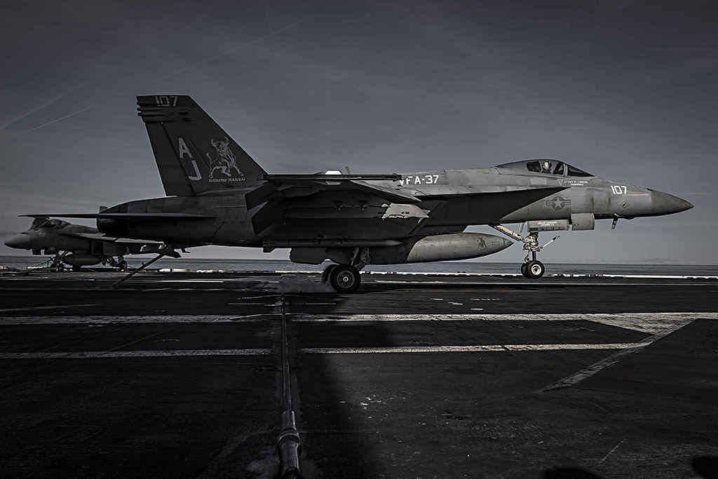 Urheberrechtlich geschuetzte Aufnahmen. Jede Verwendung ist honorarpflichtig und muss beim Urheber angezeigt werden!  [CREDIT: Lars Berg / WWW.LARSBERG.EU - Lars Berg, Von der Tinnenstrasse 13, 48145 Muenster, Germany, mobile +49 179 1379630, Bank: Commerzbank Mnster, IBAN: DE09 4008 0040 0600 9372 00 BIC: DRES DE FF 400, Finanzamt Muenster-Innenstadt, Steuernummer 337/5017/1774, USt-IdNr. DE247738150 - Verwendung nur gegen Namensnennung, Beleg und Honorar entsprechend aktueller MFMPreisliste zzgl. 7 Prozent MwSt - Bei der Verwendung ausserhalb journalistischer Berichterstattung (z.B. Werbung etc.) bitte vorher mit dem Autor Kontakt aufnehmen. Es wird grundsaetzlich keine Einholung von Persoenlichkeits-, Kunst- oder Markenrechten zugesichert, es sei denn, dies ist hier in der Bildbeschriftung ausdruecklich vermerkt. Die Einholung dieser Rechte obliegt dem Nutzer. Es gelten die unter WWW.LARSBERG.EU aufgefuehrten AGB. - NO MODEL RELEASE - ]