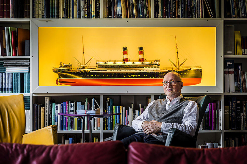 Urheberrechtlich geschuetzte Aufnahmen. Jede Verwendung ist honorarpflichtig und muss beim Urheber angezeigt werden!  [CREDIT: Lars Berg / WWW.LARSBERG.EU - Lars Berg, Von der Tinnenstrasse 13, 48145 Muenster, Germany, mobile +49 179 1379630, Bank: Commerzbank Mnster, IBAN: DE09 4008 0040 0600 9372 00 BIC: DRES DE FF 400, Finanzamt Muenster-Innenstadt, Steuernummer 337/5017/1774, USt-IdNr. DE247738150 - Verwendung nur gegen Namensnennung, Beleg und Honorar entsprechend aktueller MFMPreisliste zzgl. 7 Prozent MwSt - Bei der Verwendung ausserhalb journalistischer Berichterstattung (z.B. Werbung etc.) bitte vorher mit dem Autor Kontakt aufnehmen. Es wird grundsaetzlich keine Einholung von Persoenlichkeits-, Kunst- oder Markenrechten zugesichert, es sei denn, dies ist hier in der Bildbeschriftung ausdruecklich vermerkt. Die Einholung dieser Rechte obliegt dem Nutzer. Es gelten die unter WWW.LARSBERG.EU aufgefuehrten AGB. - NO MODEL RELEASE - ]