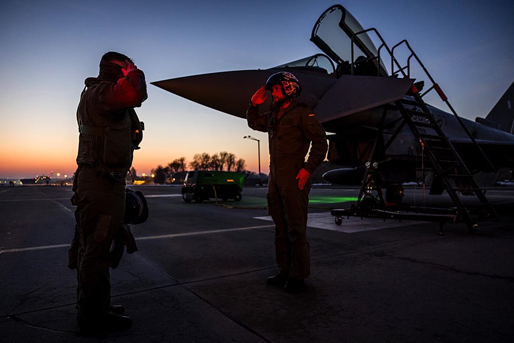 Urheberrechtlich geschuetzte Aufnahmen. Jede Verwendung ist honorarpflichtig und muss beim Urheber angezeigt werden!  [CREDIT: Lars Berg / WWW.LARSBERG.EU - Lars Berg, Von der Tinnenstrasse 13, 48145 Muenster, Germany, mobile +49 179 1379630, Bank: Commerzbank Mnster, IBAN: DE09 4008 0040 0600 9372 00 BIC: DRES DE FF 400, Finanzamt Muenster-Innenstadt, Steuernummer 337/5017/1774, USt-IdNr. DE247738150 - Verwendung nur gegen Namensnennung, Beleg und Honorar entsprechend aktueller MFMPreisliste zzgl. 7 Prozent MwSt - Bei der Verwendung ausserhalb journalistischer Berichterstattung (z.B. Werbung etc.) bitte vorher mit dem Autor Kontakt aufnehmen. Es wird grundsaetzlich keine Einholung von Persoenlichkeits-, Kunst- oder Markenrechten zugesichert, es sei denn, dies ist hier in der Bildbeschriftung ausdruecklich vermerkt. Die Einholung dieser Rechte obliegt dem Nutzer. Es gelten die unter WWW.LARSBERG.EU aufgefuehrten AGB. - NO MODEL RELEASE - ]