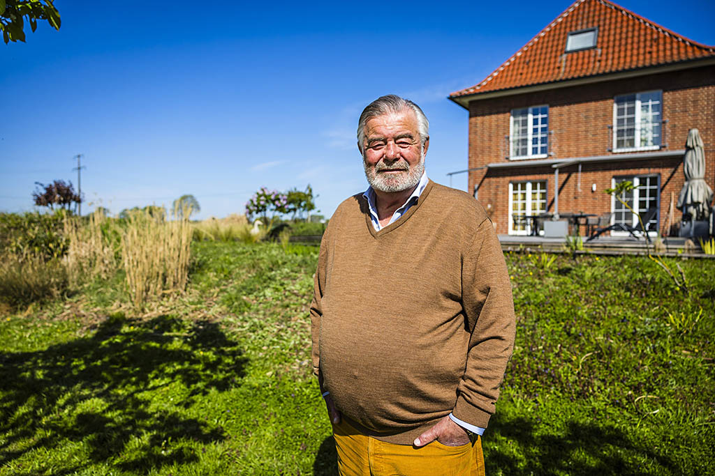 Urheberrechtlich geschuetzte Aufnahmen. Jede Verwendung ist honorarpflichtig und muss beim Urheber angezeigt werden!  [CREDIT: Lars Berg / WWW.LARSBERG.EU - Lars Berg, Von der Tinnenstrasse 13, 48145 Muenster, Germany, mobile +49 179 1379630, Bank: Commerzbank Mnster, IBAN: DE09 4008 0040 0600 9372 00 BIC: DRES DE FF 400, Finanzamt Muenster-Innenstadt, Steuernummer 337/5017/1774, USt-IdNr. DE247738150 - Verwendung nur gegen Namensnennung, Beleg und Honorar entsprechend aktueller MFMPreisliste zzgl. 7 Prozent MwSt - Bei der Verwendung ausserhalb journalistischer Berichterstattung (z.B. Werbung etc.) bitte vorher mit dem Autor Kontakt aufnehmen. Es wird grundsaetzlich keine Einholung von Persoenlichkeits-, Kunst- oder Markenrechten zugesichert, es sei denn, dies ist hier in der Bildbeschriftung ausdruecklich vermerkt. Die Einholung dieser Rechte obliegt dem Nutzer. Es gelten die unter WWW.LARSBERG.EU aufgefuehrten AGB. - NO MODEL RELEASE - ]