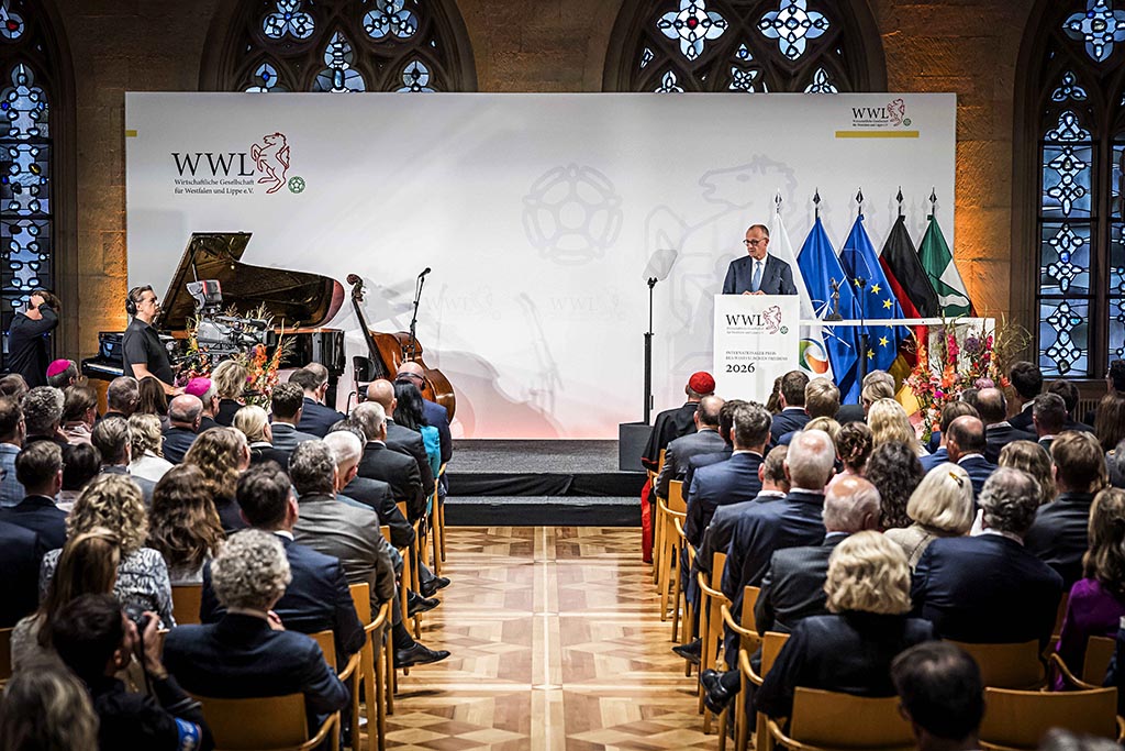 Urheberrechtlich geschuetzte Aufnahmen. Jede Verwendung ist honorarpflichtig und muss beim Urheber angezeigt werden!  [CREDIT: Lars Berg / WWW.LARSBERG.EU - Lars Berg, Von der Tinnenstrasse 13, 48145 Muenster, Germany, mobile +49 179 1379630, Bank: Commerzbank Mnster, IBAN: DE09 4008 0040 0600 9372 00 BIC: DRES DE FF 400, Finanzamt Muenster-Innenstadt, Steuernummer 337/5017/1774, USt-IdNr. DE247738150 - Verwendung nur gegen Namensnennung, Beleg und Honorar entsprechend aktueller MFMPreisliste zzgl. 7 Prozent MwSt - Bei der Verwendung ausserhalb journalistischer Berichterstattung (z.B. Werbung etc.) bitte vorher mit dem Autor Kontakt aufnehmen. Es wird grundsaetzlich keine Einholung von Persoenlichkeits-, Kunst- oder Markenrechten zugesichert, es sei denn, dies ist hier in der Bildbeschriftung ausdruecklich vermerkt. Die Einholung dieser Rechte obliegt dem Nutzer. Es gelten die unter WWW.LARSBERG.EU aufgefuehrten AGB. - NO MODEL RELEASE - ]