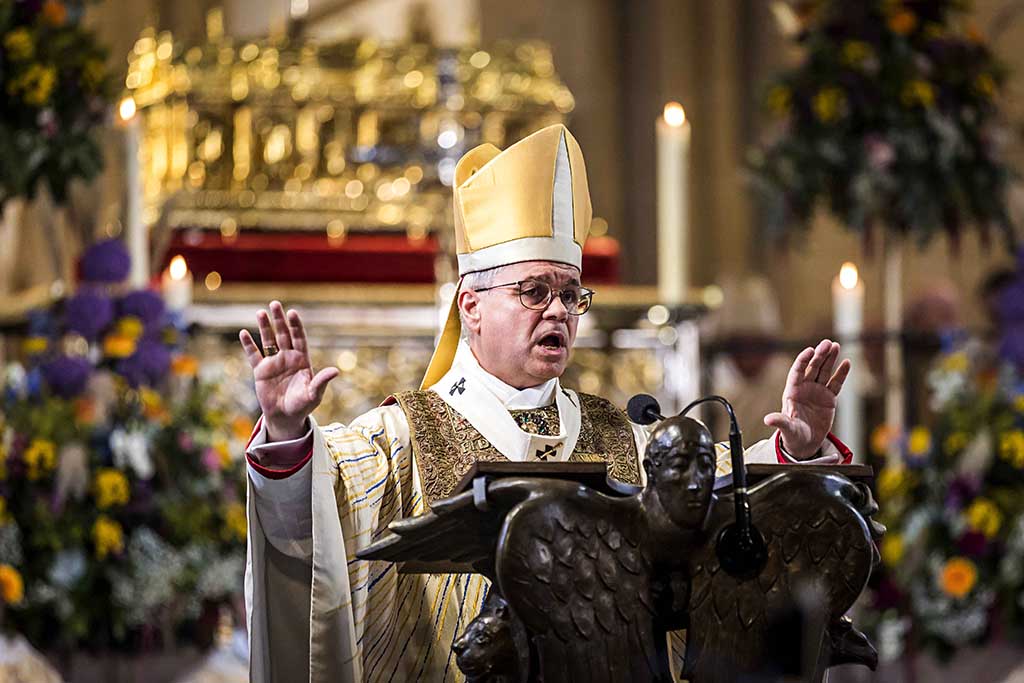Urheberrechtlich geschuetzte Aufnahmen. Jede Verwendung ist honorarpflichtig und muss beim Urheber angezeigt werden!  [CREDIT: Lars Berg / WWW.LARSBERG.EU - Lars Berg, Von der Tinnenstrasse 13, 48145 Muenster, Germany, mobile +49 179 1379630, Bank: Commerzbank Mnster, IBAN: DE09 4008 0040 0600 9372 00 BIC: DRES DE FF 400, Finanzamt Muenster-Innenstadt, Steuernummer 337/5017/1774, USt-IdNr. DE247738150 - Verwendung nur gegen Namensnennung, Beleg und Honorar entsprechend aktueller MFMPreisliste zzgl. 7 Prozent MwSt - Bei der Verwendung ausserhalb journalistischer Berichterstattung (z.B. Werbung etc.) bitte vorher mit dem Autor Kontakt aufnehmen. Es wird grundsaetzlich keine Einholung von Persoenlichkeits-, Kunst- oder Markenrechten zugesichert, es sei denn, dies ist hier in der Bildbeschriftung ausdruecklich vermerkt. Die Einholung dieser Rechte obliegt dem Nutzer. Es gelten die unter WWW.LARSBERG.EU aufgefuehrten AGB. - NO MODEL RELEASE - ]