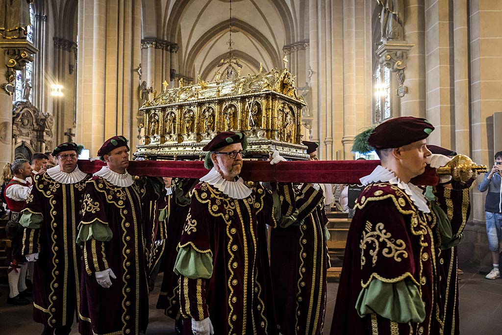 Urheberrechtlich geschuetzte Aufnahmen. Jede Verwendung ist honorarpflichtig und muss beim Urheber angezeigt werden!  [CREDIT: Lars Berg / WWW.LARSBERG.EU - Lars Berg, Von der Tinnenstrasse 13, 48145 Muenster, Germany, mobile +49 179 1379630, Bank: Commerzbank Mnster, IBAN: DE09 4008 0040 0600 9372 00 BIC: DRES DE FF 400, Finanzamt Muenster-Innenstadt, Steuernummer 337/5017/1774, USt-IdNr. DE247738150 - Verwendung nur gegen Namensnennung, Beleg und Honorar entsprechend aktueller MFMPreisliste zzgl. 7 Prozent MwSt - Bei der Verwendung ausserhalb journalistischer Berichterstattung (z.B. Werbung etc.) bitte vorher mit dem Autor Kontakt aufnehmen. Es wird grundsaetzlich keine Einholung von Persoenlichkeits-, Kunst- oder Markenrechten zugesichert, es sei denn, dies ist hier in der Bildbeschriftung ausdruecklich vermerkt. Die Einholung dieser Rechte obliegt dem Nutzer. Es gelten die unter WWW.LARSBERG.EU aufgefuehrten AGB. - NO MODEL RELEASE - ]