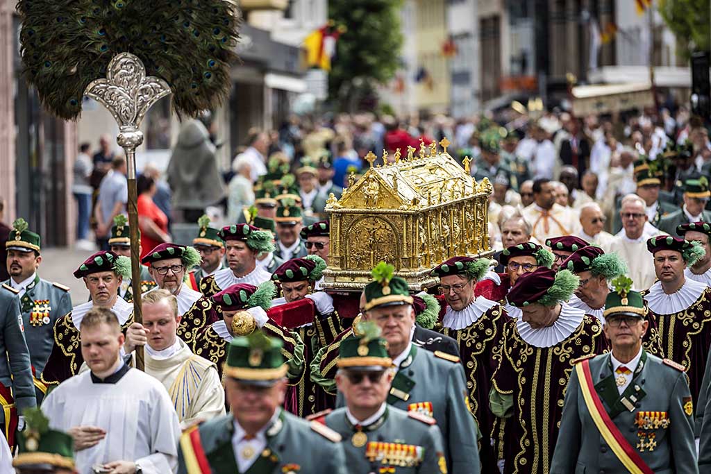 Urheberrechtlich geschuetzte Aufnahmen. Jede Verwendung ist honorarpflichtig und muss beim Urheber angezeigt werden!  [CREDIT: Lars Berg / WWW.LARSBERG.EU - Lars Berg, Von der Tinnenstrasse 13, 48145 Muenster, Germany, mobile +49 179 1379630, Bank: Commerzbank Mnster, IBAN: DE09 4008 0040 0600 9372 00 BIC: DRES DE FF 400, Finanzamt Muenster-Innenstadt, Steuernummer 337/5017/1774, USt-IdNr. DE247738150 - Verwendung nur gegen Namensnennung, Beleg und Honorar entsprechend aktueller MFMPreisliste zzgl. 7 Prozent MwSt - Bei der Verwendung ausserhalb journalistischer Berichterstattung (z.B. Werbung etc.) bitte vorher mit dem Autor Kontakt aufnehmen. Es wird grundsaetzlich keine Einholung von Persoenlichkeits-, Kunst- oder Markenrechten zugesichert, es sei denn, dies ist hier in der Bildbeschriftung ausdruecklich vermerkt. Die Einholung dieser Rechte obliegt dem Nutzer. Es gelten die unter WWW.LARSBERG.EU aufgefuehrten AGB. - NO MODEL RELEASE - ]