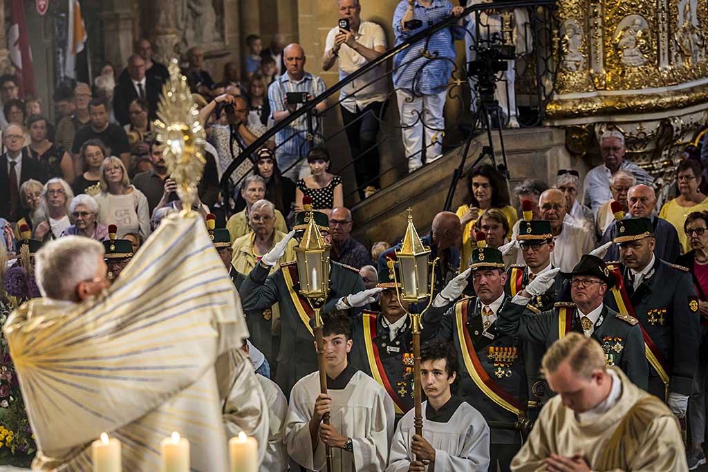 Urheberrechtlich geschuetzte Aufnahmen. Jede Verwendung ist honorarpflichtig und muss beim Urheber angezeigt werden!  [CREDIT: Lars Berg / WWW.LARSBERG.EU - Lars Berg, Von der Tinnenstrasse 13, 48145 Muenster, Germany, mobile +49 179 1379630, Bank: Commerzbank Mnster, IBAN: DE09 4008 0040 0600 9372 00 BIC: DRES DE FF 400, Finanzamt Muenster-Innenstadt, Steuernummer 337/5017/1774, USt-IdNr. DE247738150 - Verwendung nur gegen Namensnennung, Beleg und Honorar entsprechend aktueller MFMPreisliste zzgl. 7 Prozent MwSt - Bei der Verwendung ausserhalb journalistischer Berichterstattung (z.B. Werbung etc.) bitte vorher mit dem Autor Kontakt aufnehmen. Es wird grundsaetzlich keine Einholung von Persoenlichkeits-, Kunst- oder Markenrechten zugesichert, es sei denn, dies ist hier in der Bildbeschriftung ausdruecklich vermerkt. Die Einholung dieser Rechte obliegt dem Nutzer. Es gelten die unter WWW.LARSBERG.EU aufgefuehrten AGB. - NO MODEL RELEASE - ]
